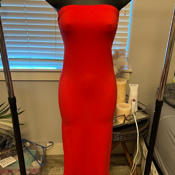 Olive Green tube dress NWT (boutique). - Picture 6 of 6